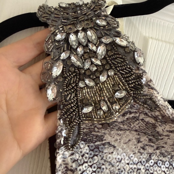 Cachè Silver Snake Clear Sequin Evening Gown - Picture 7 of 8